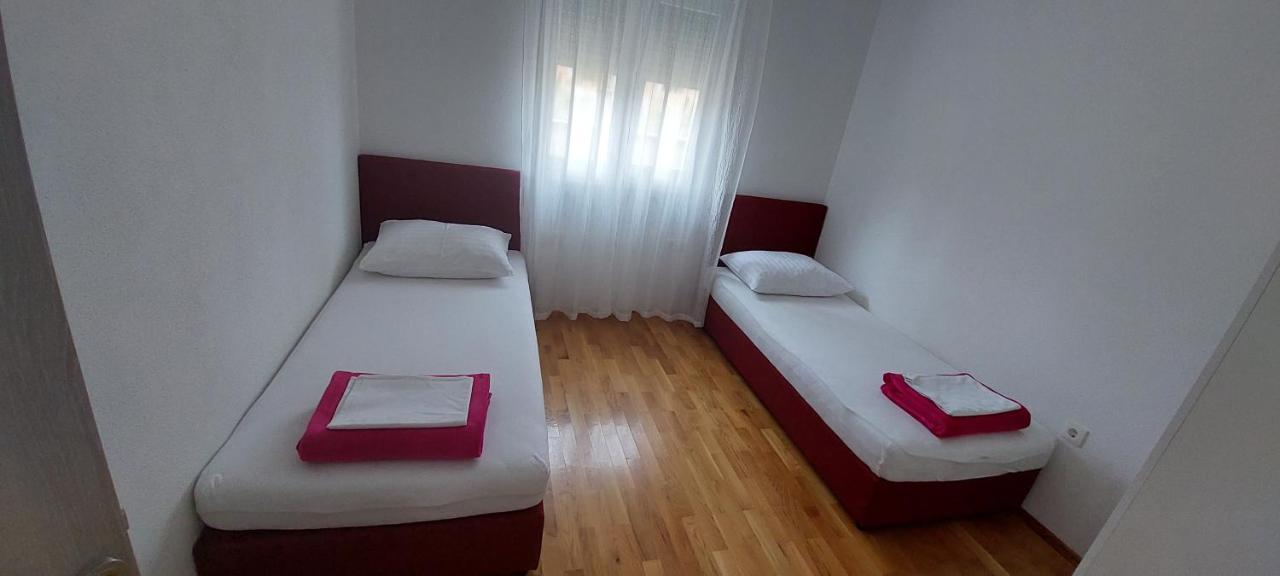 Lucija Apartman Kaštela Kültér fotó